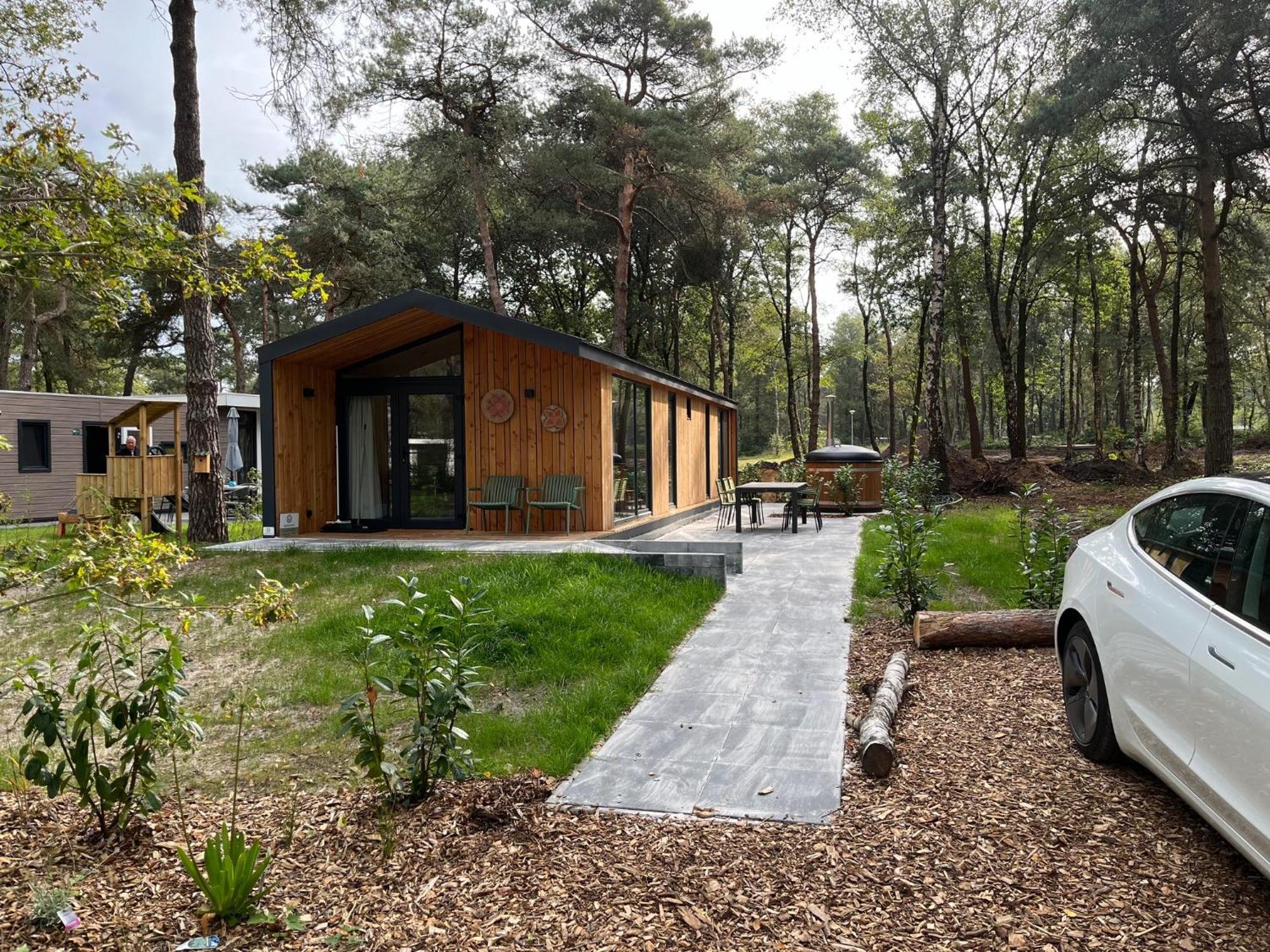 Hella Villa Haarle Екстериор снимка